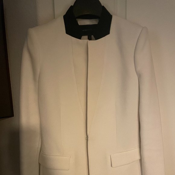 BCBG Jackets & Blazers - BCBG White Jacket XS